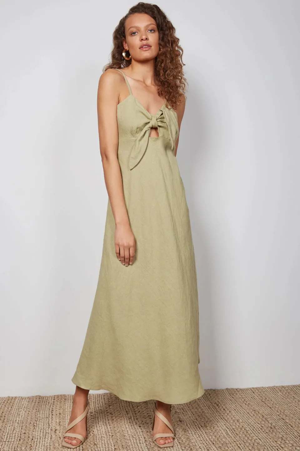 Jocie Knoted Strappy Sage Maxi Dress