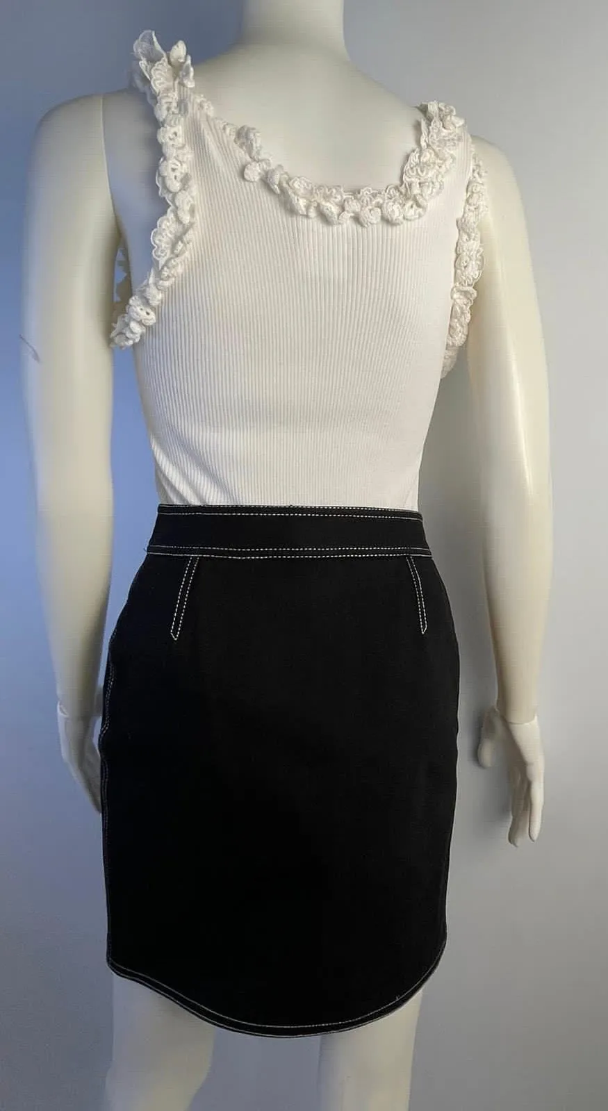 Rare Vintage Collectors 94P, 1994 Spring Chanel Black Denim mini Skirt FR 36 US 4